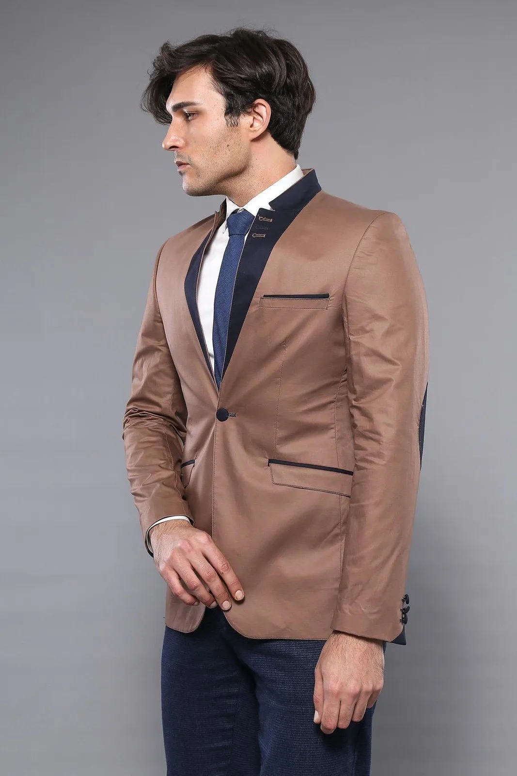 15646 Light Brown Jacket