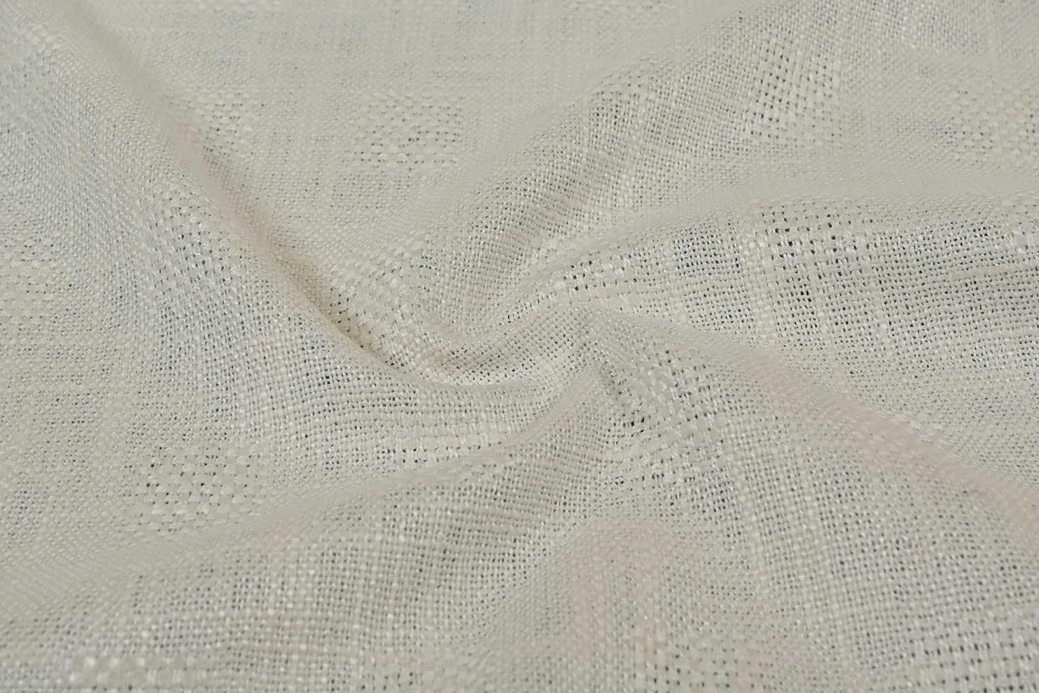 Off White Check Tnt Slub Viscose Fabric